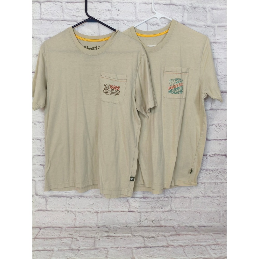Howler Brothers Men Tan Graphic Pocket T-Shirt Lot of 2 Heed The Call Surf Khaki